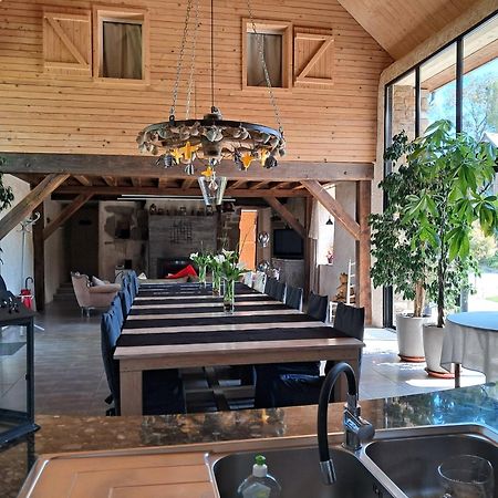 Bed and Breakfast Aux Greniers A Reves Plestan Exterior foto