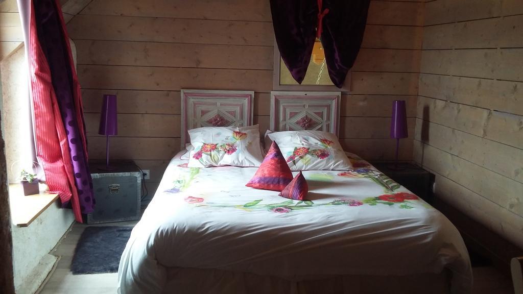 Bed and Breakfast Aux Greniers A Reves Plestan Exterior foto