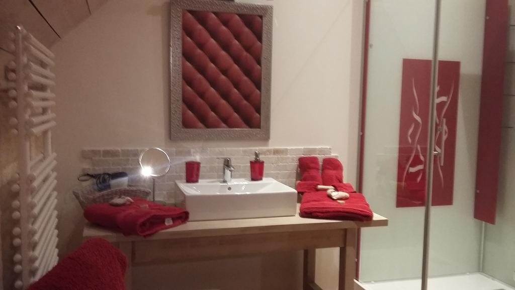 Bed and Breakfast Aux Greniers A Reves Plestan Exterior foto