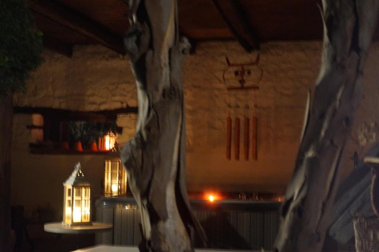 Bed and Breakfast Aux Greniers A Reves Plestan Exterior foto