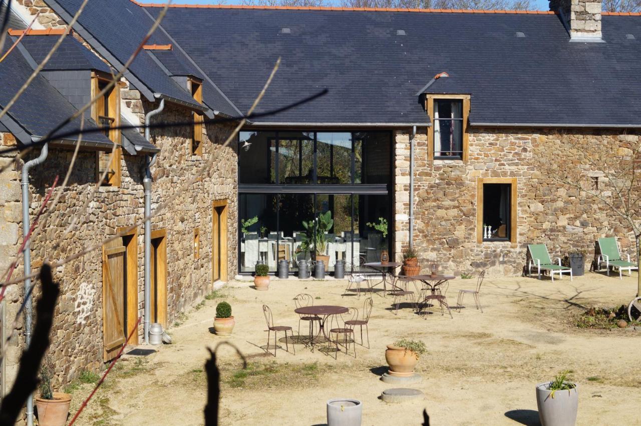 Bed and Breakfast Aux Greniers A Reves Plestan Exterior foto